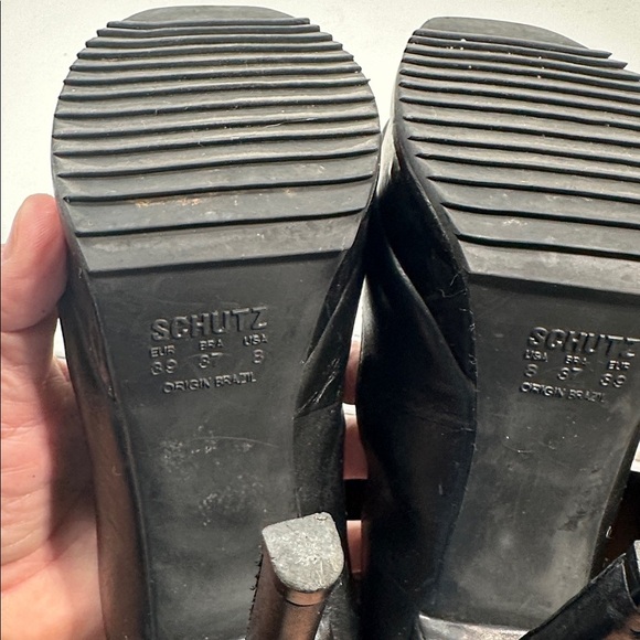 Schultz Heels Size 8 - Picture 7 of 7